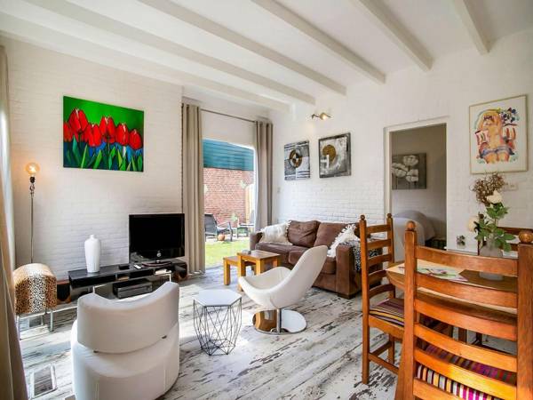 Lovely Bungalow in Noordwijkerhout with Garden