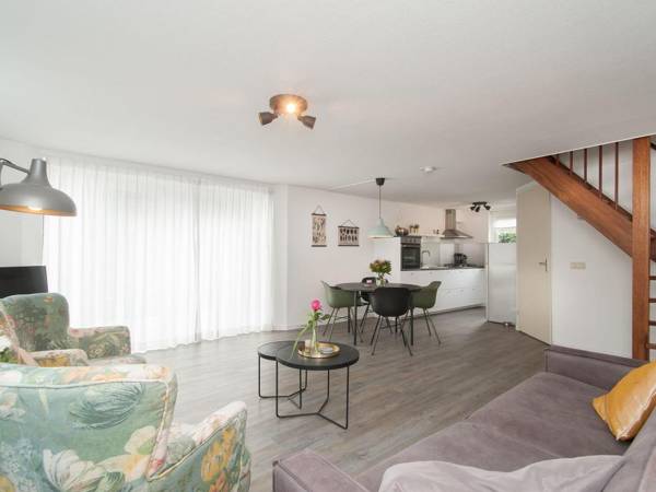 Nice house with large garden in Noordwijk and near the sea