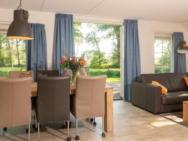 Beautiful house with whirlpool in natural surroundings