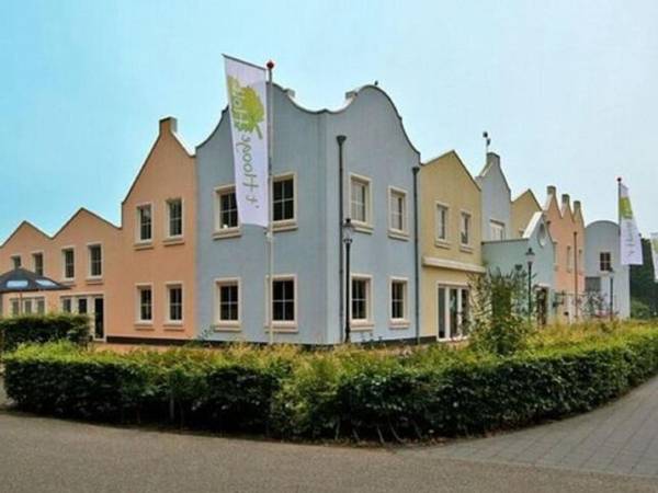 Pleasant Holiday Home in Gramsbergen with Swimming Pool