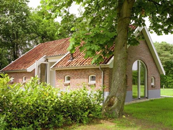 Lovely Holiday Home in Haaksbergen with Terrace Garden BBQ