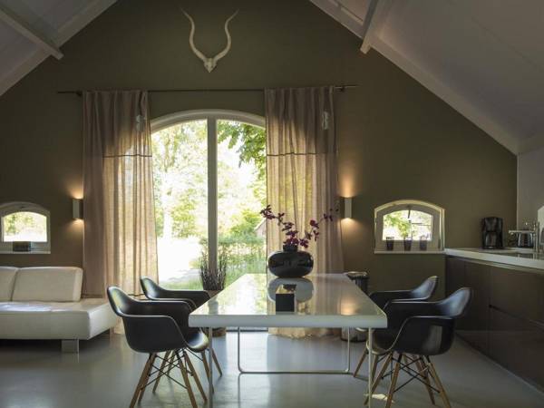 Lovely Holiday Home in Haaksbergen with Terrace Garden BBQ