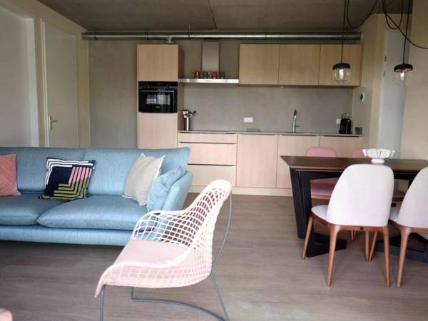 Special hillside lodge only 17 km from Maastricht