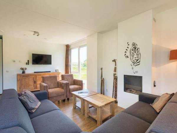 Luxury villa with four bathrooms located in a national park