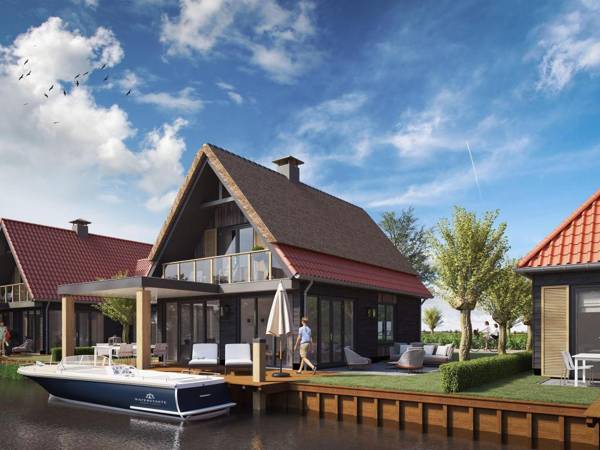 Luxious water villa with 3 bathrooms at the Frisian Lakes