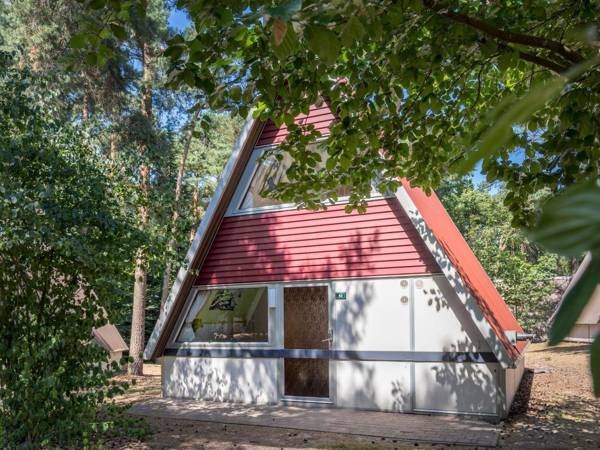 Restyled bungalow with dishwasher in natural surroundings