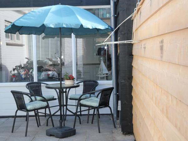 Charming Holiday Home in Egmond aan Zee near Seabeach & Nightlife