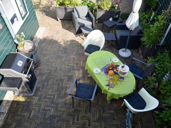 Comfy Holiday Home with Fenced Courtyard in Edam close to Centre