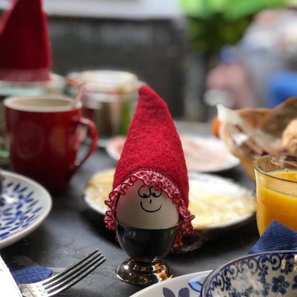 Hotel Hanzestadslogement De Leeuw in het centrum Snoepwinkel Hanzemuseum Koffieschenkerij met Binnenplaats Kamers met keukentje en Ontbijtservice