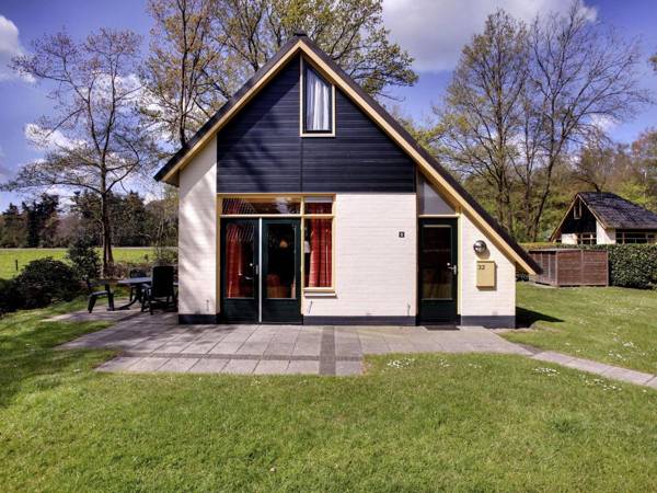 Cozy holiday home with a bubble bath near Zwolle