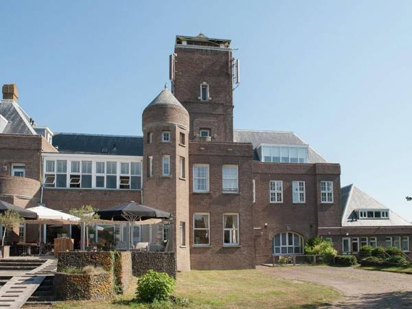 Modern Apartment in Bergen aan Zee with Beach Near
