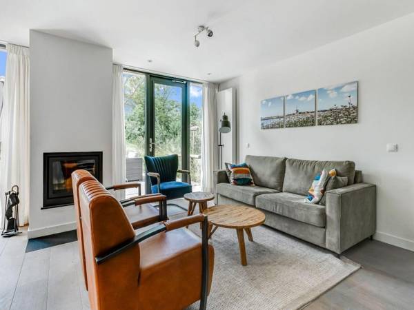 Beautiful new villa with jacuzzi surrounded by dune reserve near the sea