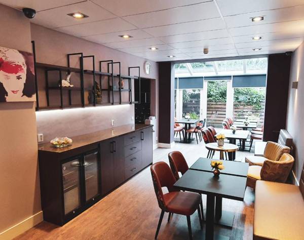 Aadam Hotel Wilhelmina