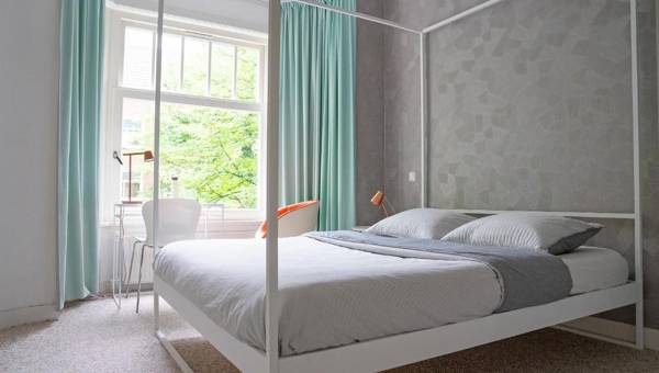 Authentic Amsterdam Bed and Breakfast Rai