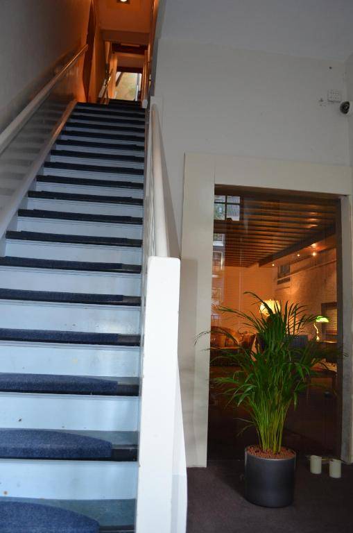 Rembrandtplein Bed & Breakfast