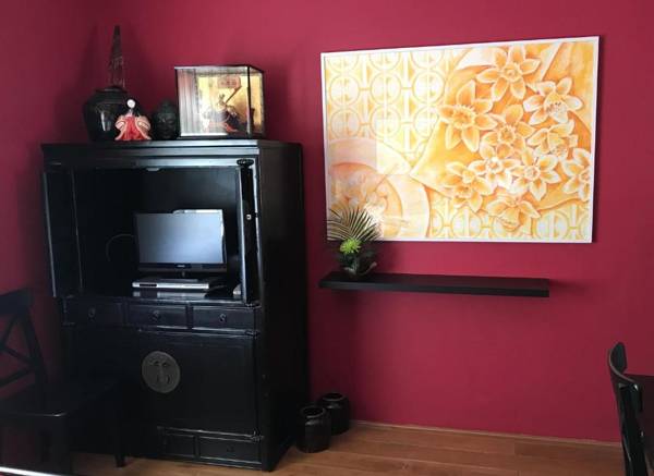 Blaine's: A B&B and private dining....