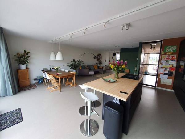 Spacious Holiday Home in Alkmaar with Garden