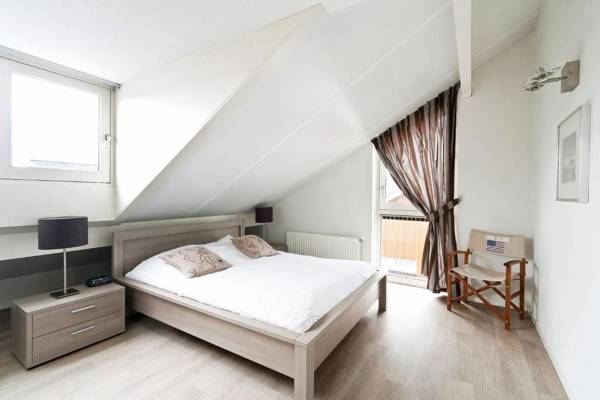 Boathouse Suburban Amsterdam