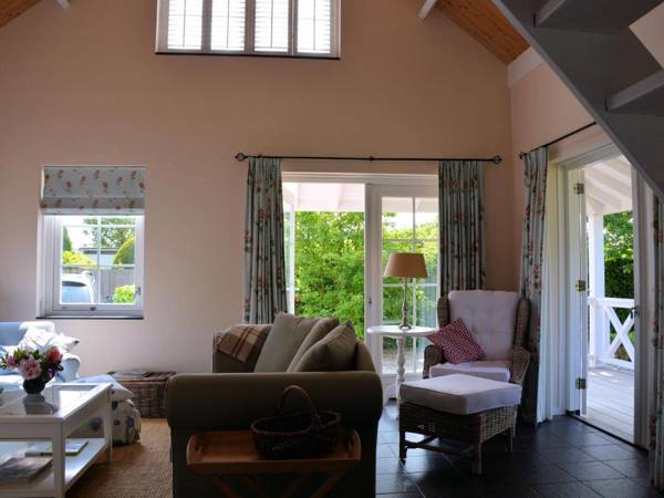 Stunning Holiday Home in Noordwijk near Beach