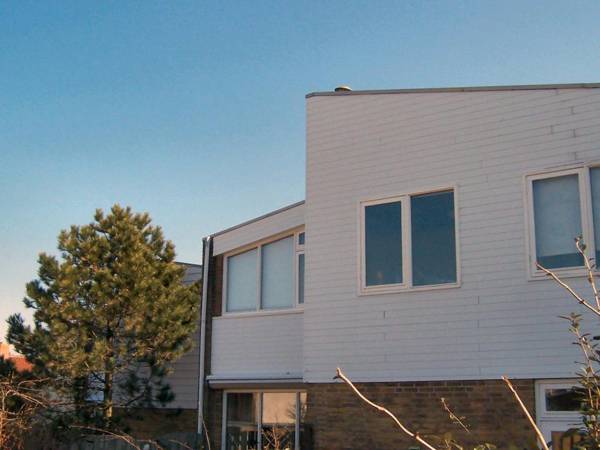 Wonderful Holiday Home in South Holland near Sea