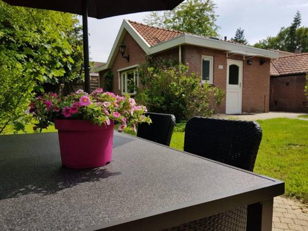 Charming Holiday Home in Garderen with Garden