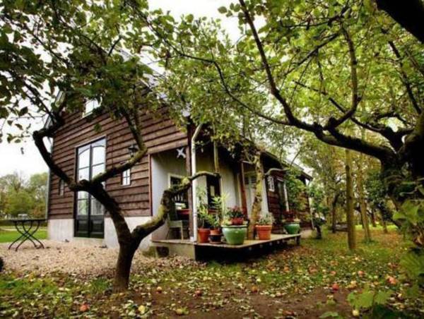 Authentic Mansion in Deil near Lake