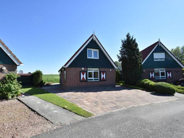 Modern Holiday Home in South Holland by Lake Volkerak