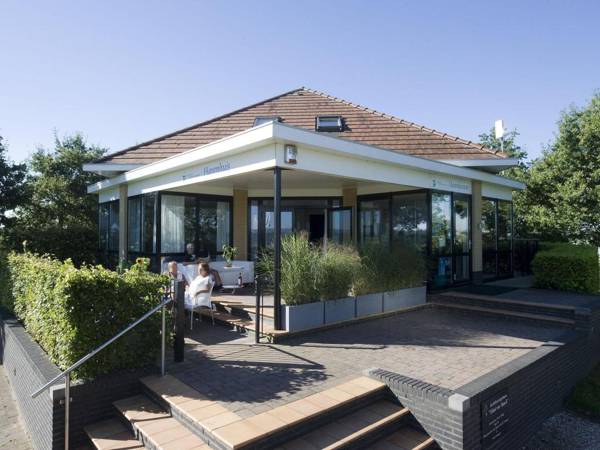 Modern villa with a nice terrace at the marina