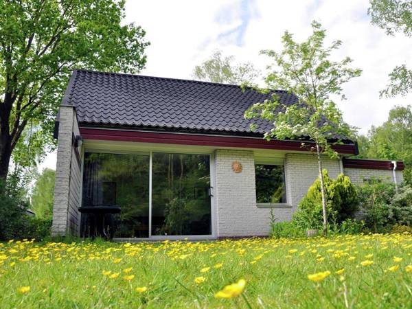 Nice house with a dishwasher Giethoorn at 21 km