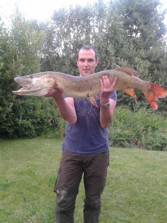 House Marijke with winter garden and direct access to the Lauwersmeer