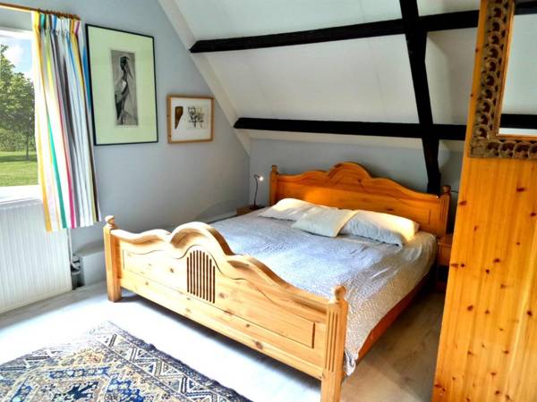 Fee 5 pers Modern holiday home with sauna and fenced garden