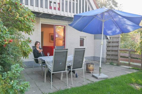 Natascha 6pers House Near Lauwersmeer National Park