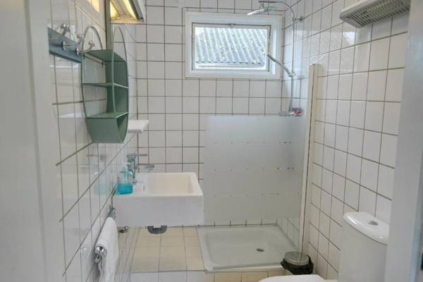 Madellief Cheapest 4 pers holiday home close to the National Park Lauwersmeer