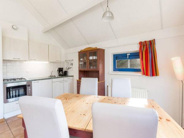 Comfortable bungalow with a combi microwave in green Twente