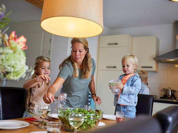 Beautiful farm villa with large garden in Limburg