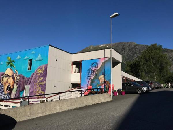 Trolltunga Guesthouse