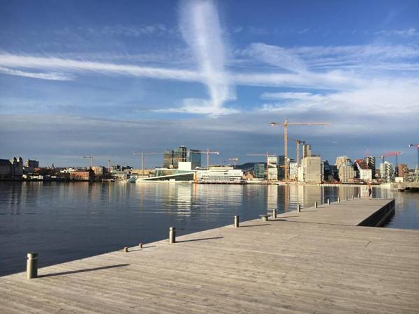 City Center Oslo- Venice Apartment Sea Side Three-Bedrooms and Two Toilettes