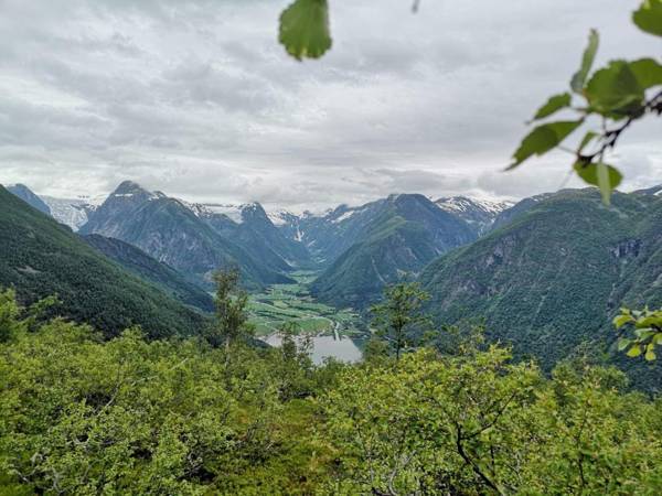 Hansali Holiday Home