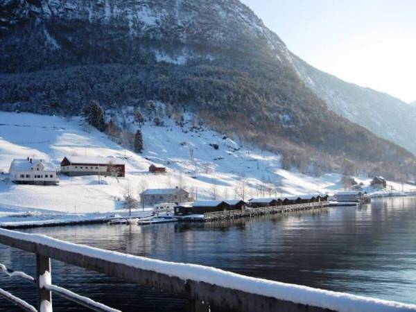 Nesheim Hytter & Camping