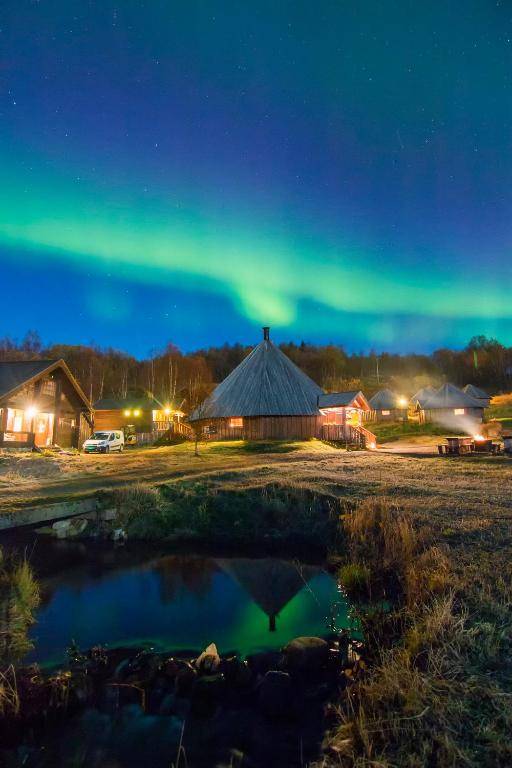 Vestvatn - Arctic Cabins