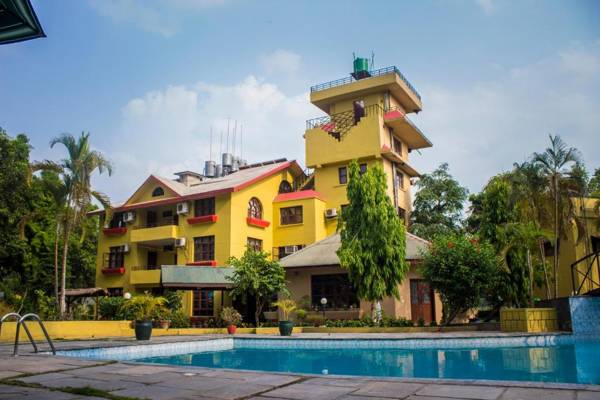 Safari Adventure Lodge