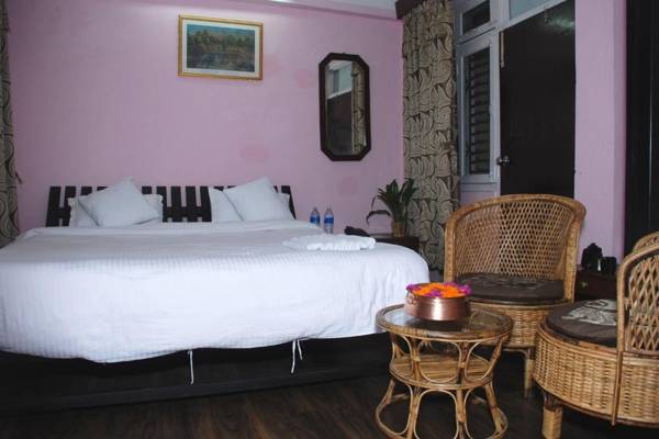 Hotel Travelers Home