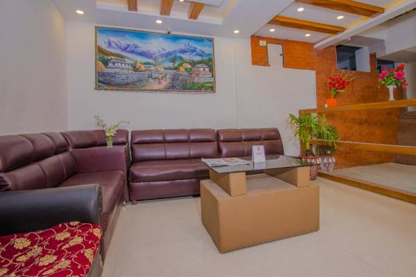 OYO 160 Hotel Shraddha Palace