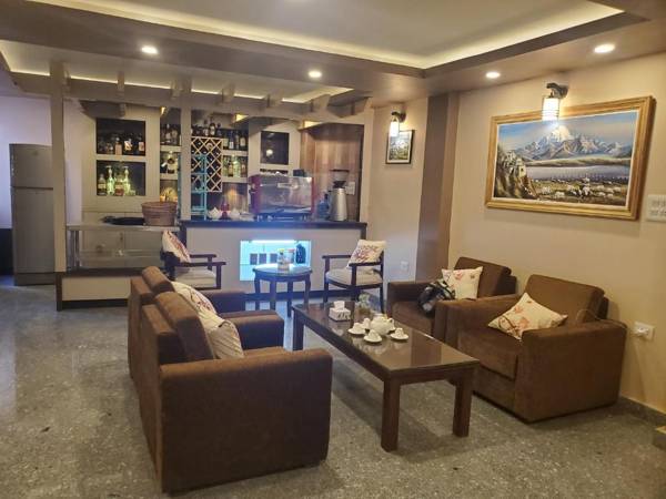 Hotel Mukhum International