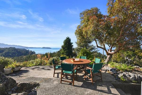 Hilltop Heaven - Kaiteriteri Holiday Home