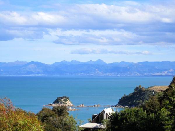 Hilltop Heaven - Kaiteriteri Holiday Home
