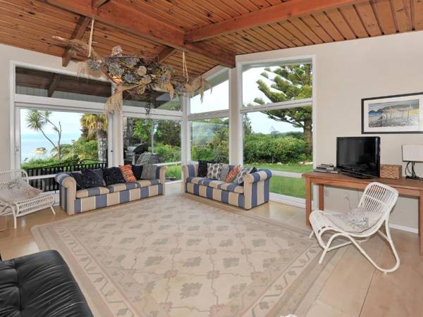 Kereru at Kaiteriteri - Kaiteriteri Holiday Home