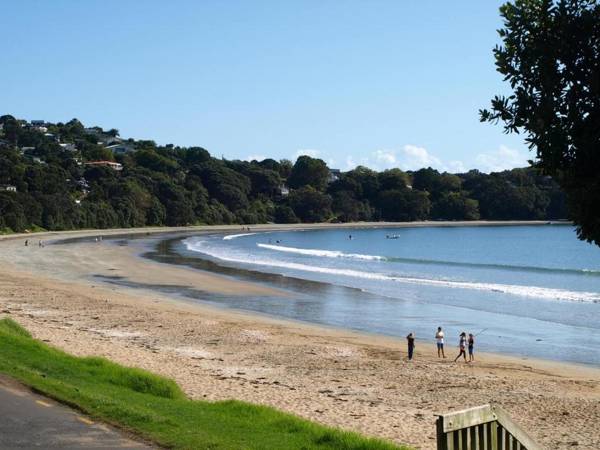 Jake's Place Oneroa Waiheke