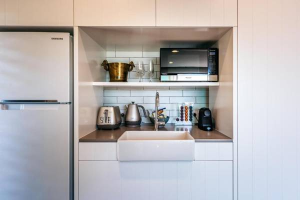 Moana on Waikare - You've Got It Maid