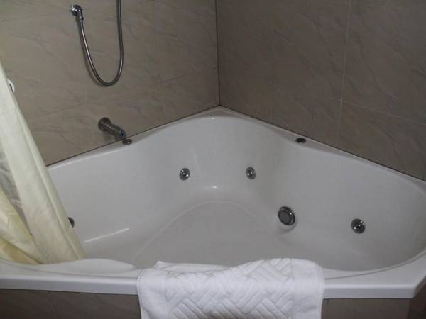 ASURE Camelot Arms Motor Lodge